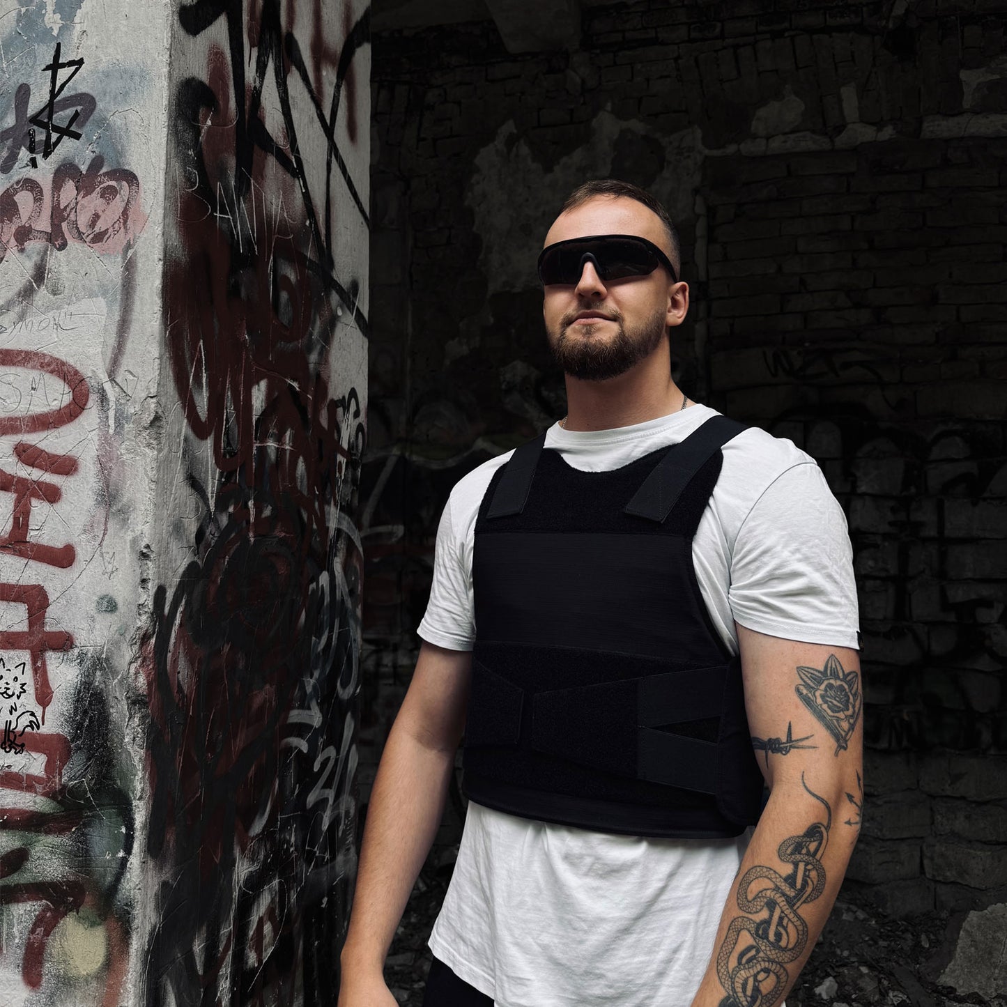 Slēpti nēsājama bruņu veste – melna