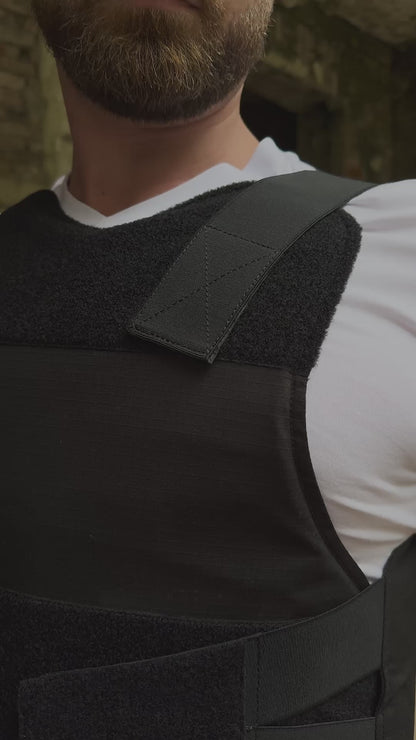 Slēpti nēsājama bruņu veste – melna